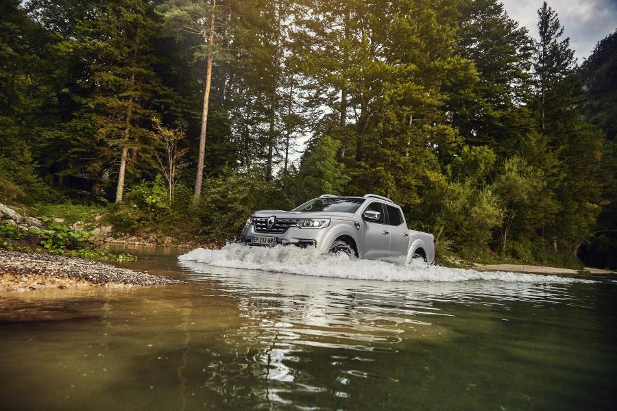  Renault Alaskan 2017 года  (WW) (фото 108 из 141)
